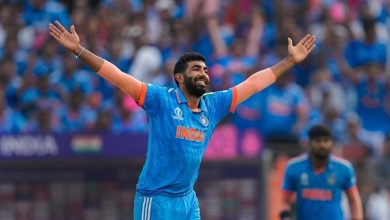 World Cup: Bumrah took the first wicket, Bhupesh was also present in the stadium...